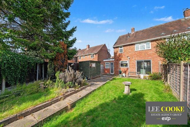 71, Parry Road, Wolverhampton photo 3
