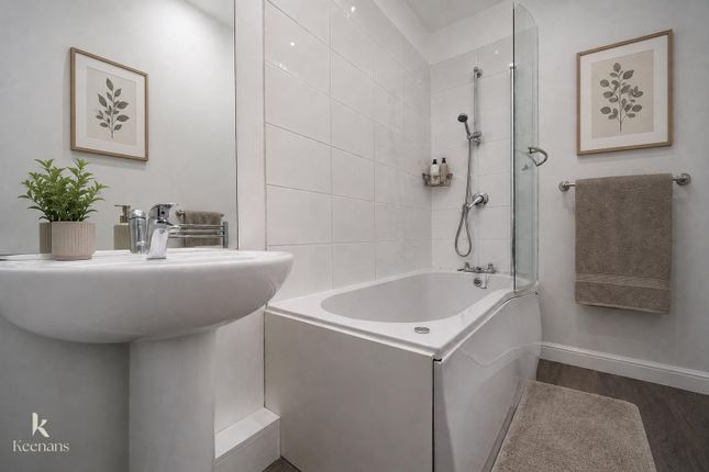 138, Olive Lane, Darwen photo 4