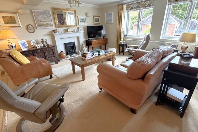23, Grenville Meadows, Lostwithiel photo 3