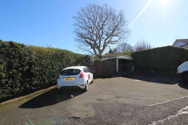 Detached house to rent in Bath Road, Blagdon, Bristol