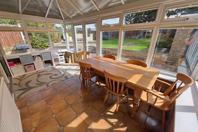 10, The Birches, Westwoodside, DN9 photo 4