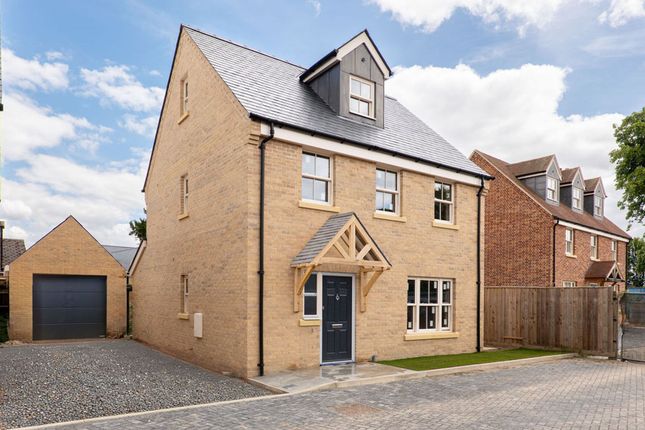 8 The Cedars, Bassingbourn photo 2