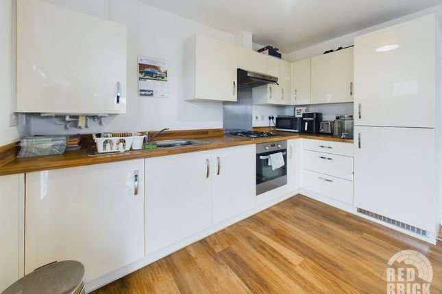 Flat for sale in Foleshill Road, Coventry