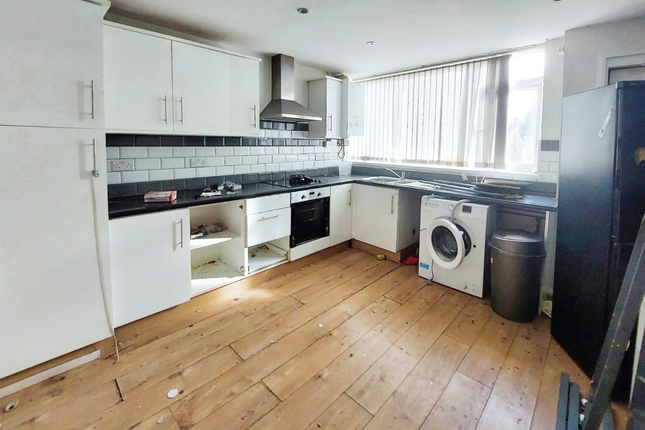 Maisonette for sale in 40 Branstree Drive, Holbrooks, Coventry, West Midlands