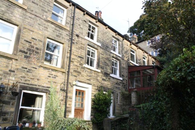 3 bed property for rent in St Annes Square, Holmfirth, West Yorkshire HD9
