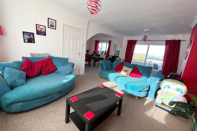 4, Kestrel Road, Pembrokeshire photo 3
