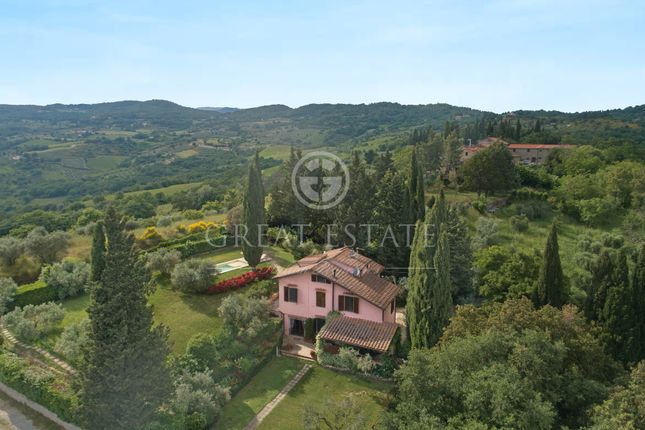 Thumbnail Villa for sale in Capolona, Arezzo, Tuscany