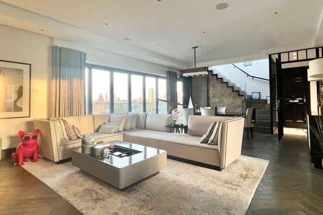 2-bed flat on Central Tower, London, £52,000/mo