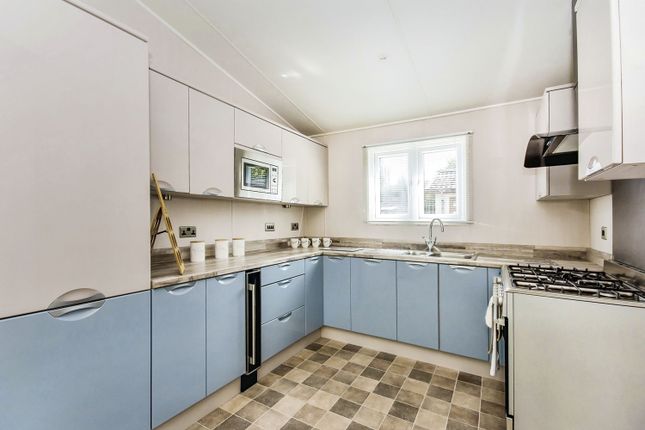 14, Carnoustie Court, Kirkgate, Wisbech photo 3