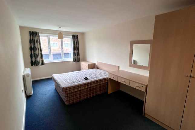 Flat to rent in Manor Park Court, Uttoxeter New Road, Derby