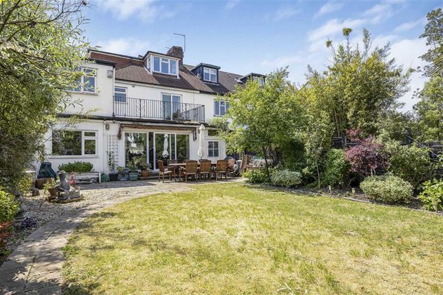Property for sale in Copthorne Avenue, London