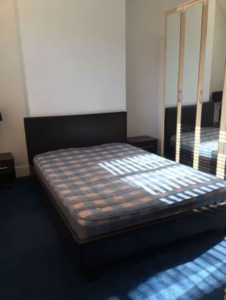 Shared accommodation to rent in Burnett Road, Darent Industrial Park, Erith