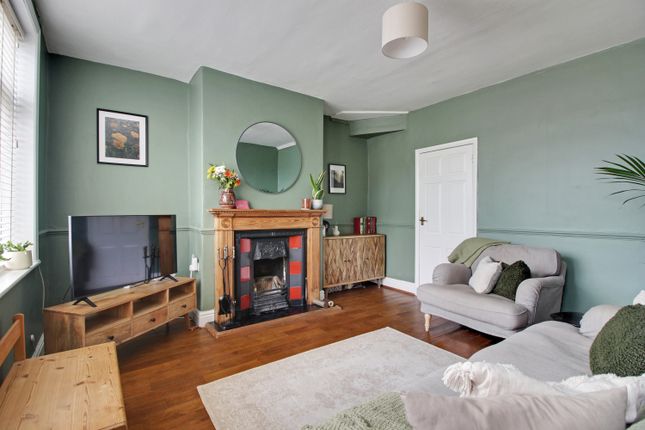 29, STOCKS AVENUE, HEBDEN BRIDGE photo 2