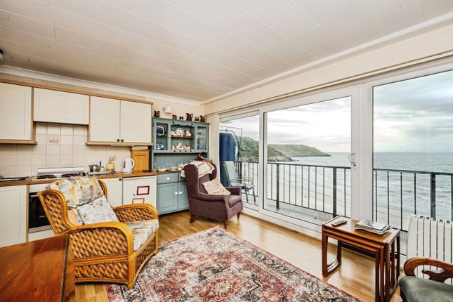 209 Redcliffe Apartments,, Caswell Bay, Swansea photo 2