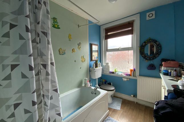 37, Cross Street, Lincoln photo 4