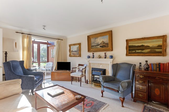 27, Bearwater, Hungerford photo 3