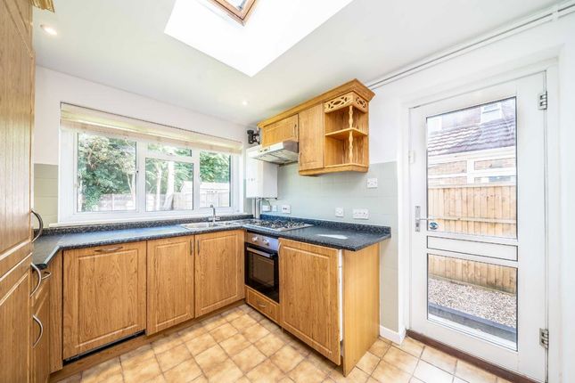 35, Hawkewood Road, Sunbury-On-Thames photo 4