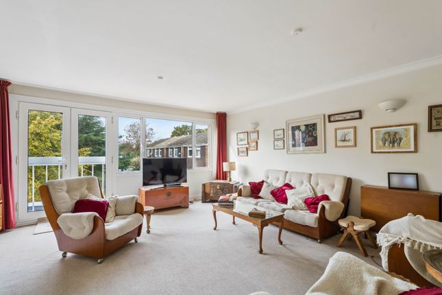 9 Ray Mead Court, Boulters Lane, Maidenhead photo 4