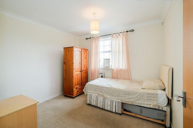91, Queensberry Place, London photo 4