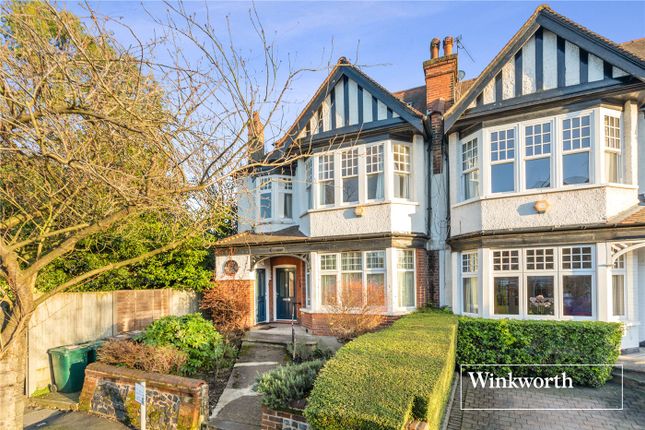 Thumbnail Flat for sale in Clifton Avenue, Finchley, London