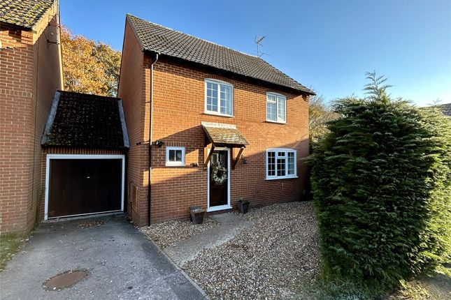 Thumbnail Link-detached house for sale in Faygate Way, Lower Earley, Reading, Berkshire