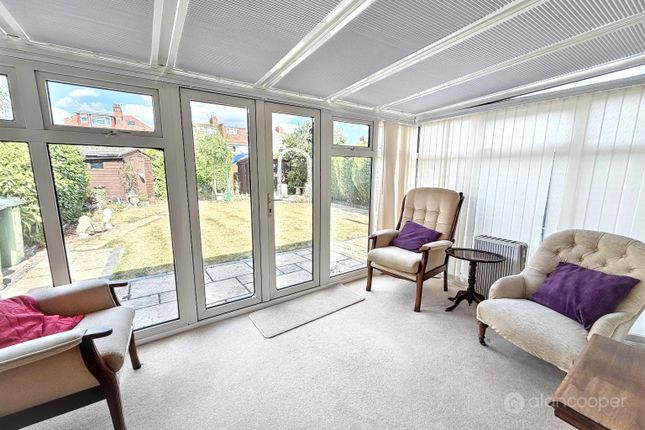 113 Meadowside, Nuneaton, Warwickshire photo 4