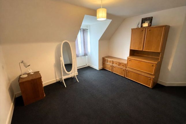 60, Walter Mead Close, Essex photo 5