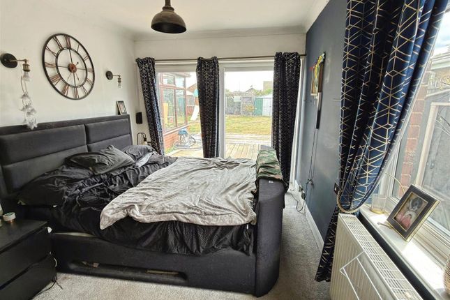 9, Squires Walk, Lowestoft photo 4