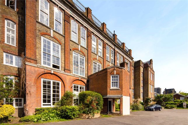 Flat for sale in Bow Brook House, Gathorne Street, Bethnal Green, London