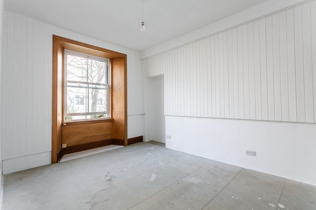 43/2, St Patrick Square, Edinburgh photo 4