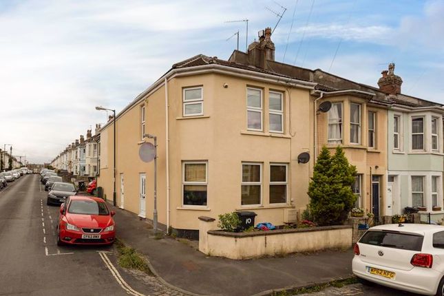 Thumbnail Flat for sale in Upton Road, Southville, Bristol