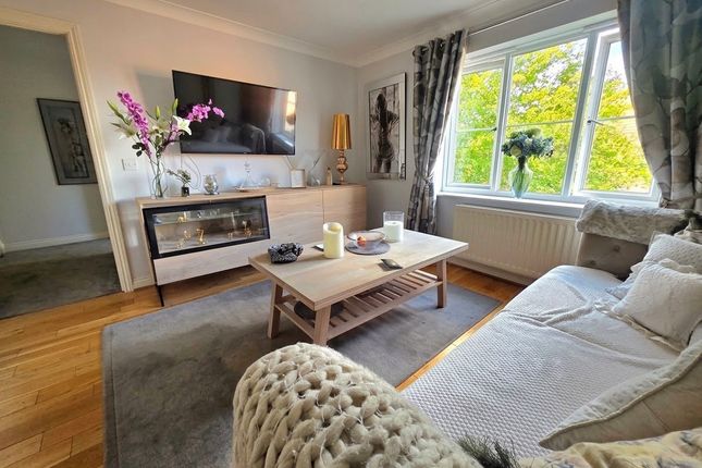7, Charles Eaton Court, Warwickshire photo 2