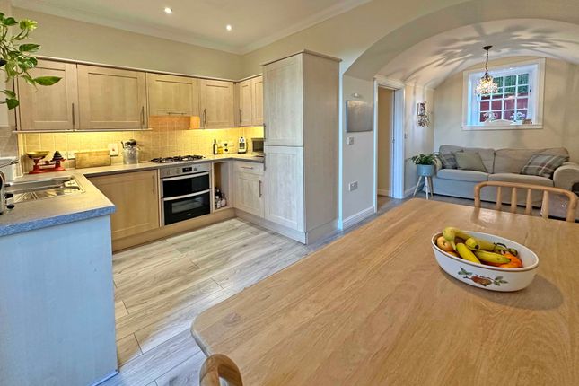1, Woodbury Walk, Exeter photo 4