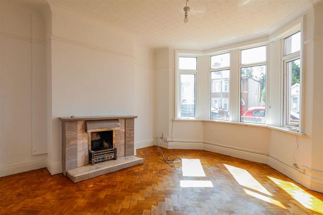 22, Finchley Road, Cardiff photo 2