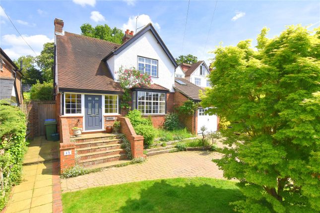Thumbnail Detached house for sale in Leigh Road, Cobham