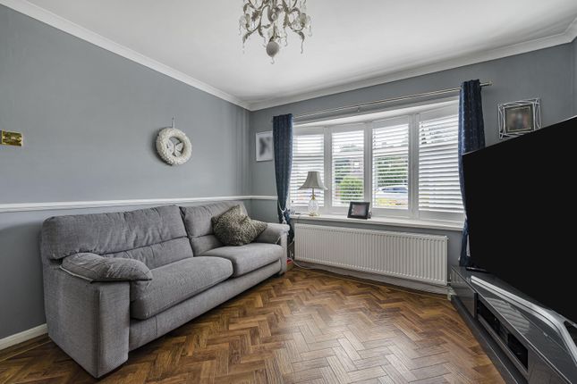 37, Joydens Wood Road, Bexley photo 4