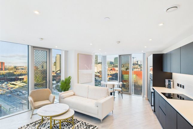 Vista River Gardens, 1 Trinity Way photo 2