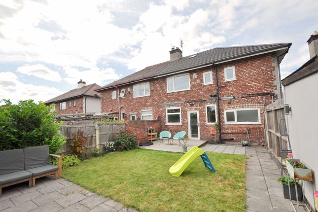 37, Fieldway, Wallasey photo 4