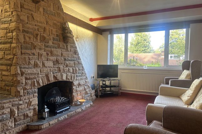 Ferndale Close, Greater Manchester photo 3