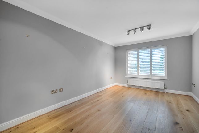 Flat for sale in College Road, The Firs