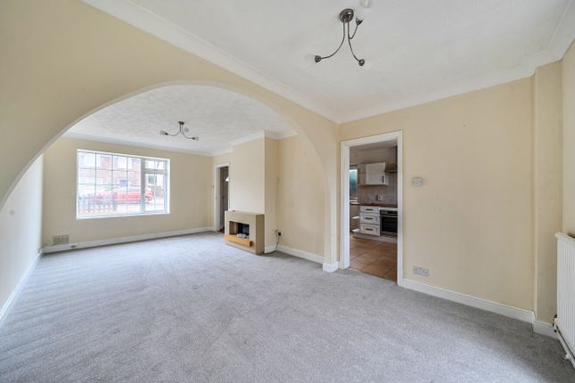 Mountview Avenue, Bedfordshire photo 2