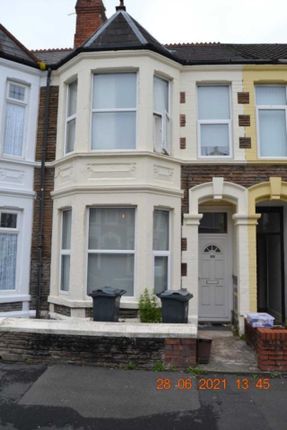 Thumbnail Flat to rent in Dogfield, Cardiff