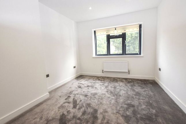 Flat 4, Kunle Court, 39, Banstead Road, Purley photo 5