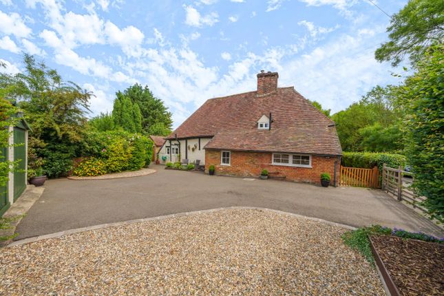 Cottage for sale in Holly Bushes, Milstead, Sittingbourne