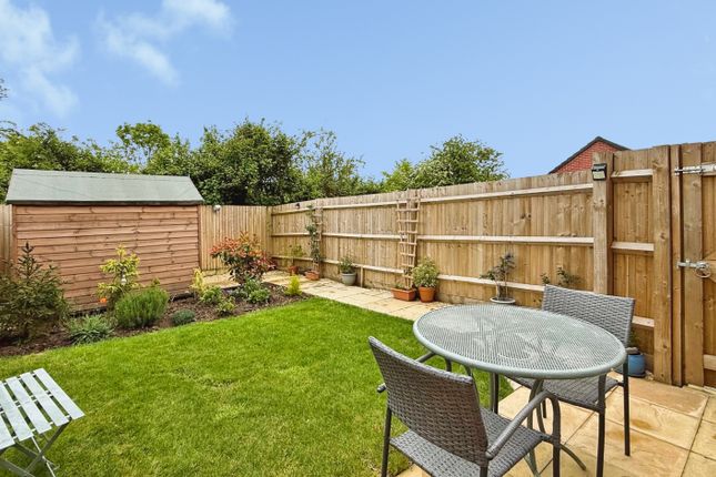 20, Callum Way, Westbury photo 2