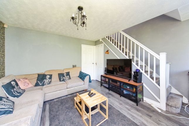 16, Seaford Close, Runcorn photo 3