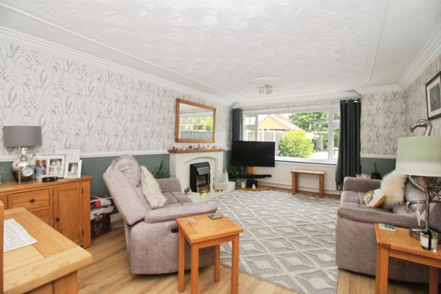 18, Clint Hill Drive, Leicester photo 4