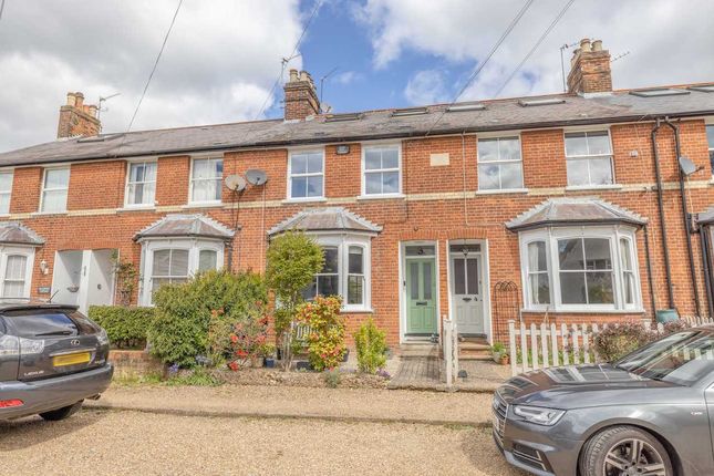 Thumbnail Terraced house for sale in South View Road, Gerrards Cross