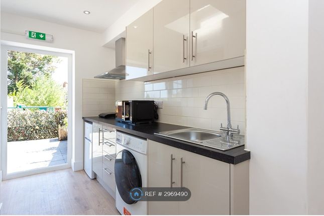 Kings Road, Harrow photo 5