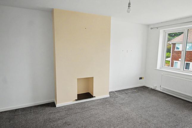 16, Alton Close, Bexley photo 2